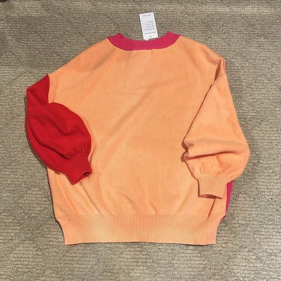 Colorful Women's Sweater - Picture 3 of 7